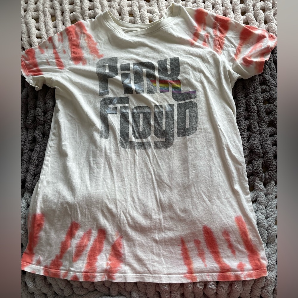 Distressed Pink Floyd Tee